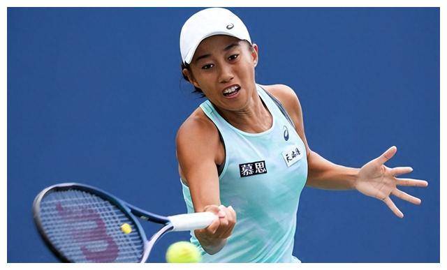 张帅在单打赛场上曾有亮眼表现,但随着年龄增长和状态下滑,她将更多