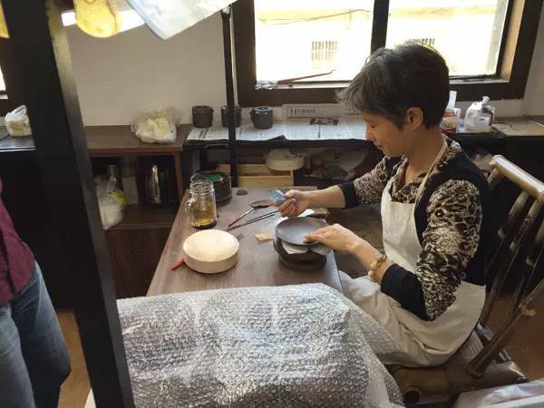 谁在搅动紫砂壶_宜兴_中国_吴松华