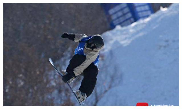 苏翊鸣带伤斩获首个冬奥金牌，四川代表团再添22金，璀璨成绩！