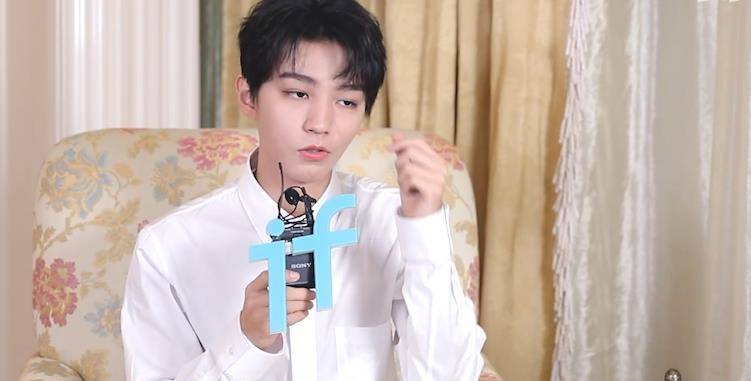 "衰神附体"张译:被嘲长相丑却成影帝,守候初恋植物人十年_王俊凯