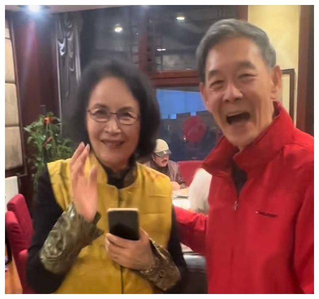 老戏骨齐聚,沈丹萍携外籍老公现身,宋晓英惊艳登场_传承_岁月_孙桂田