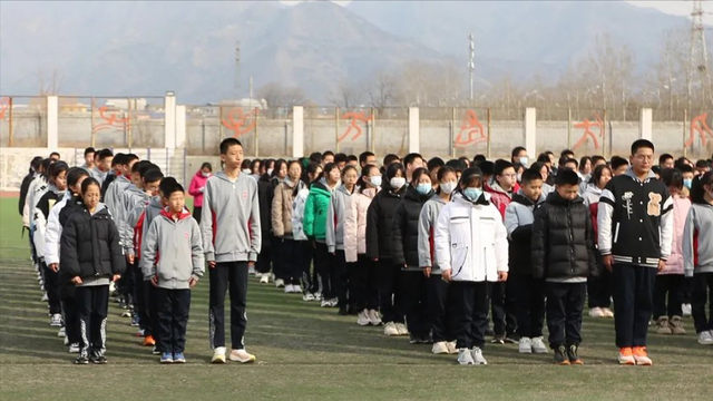 北京市第十五中学南口学校2024年春季开学首天纪实_教育_进行_校园