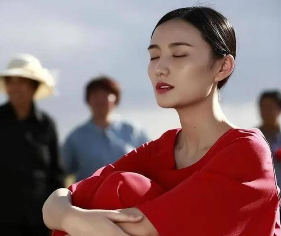 李亚鹏:娶彝族姑娘海哈金喜是三生之幸,余生不辜负_王菲_治疗_周迅