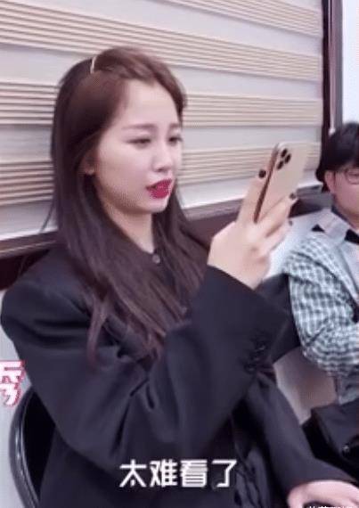 点评"自己的舞蹈,脱口而出一句话,比"冰清玉洁"好多了_因为_观众_表情