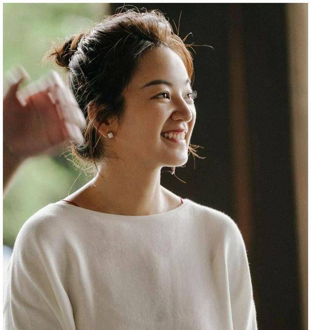 当年大小s的姐妹淘,最丑的阿雅竟是一匹黑马!家庭事业两美满!