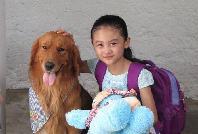 因为受到大家的抨击,本以为陆子艺就此告别影艺圈,没想到陆子艺选择