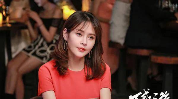 演员于明加:三次坚持让她的人生臻于完美_胡俊_张瑶_电视剧