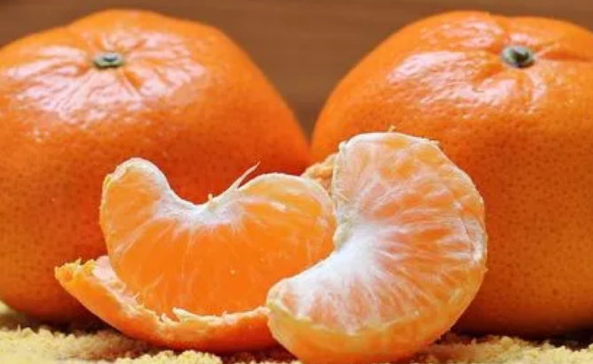 橘子中的奥秘:吃橘子对帕金森患者的益处_方式_物质_食用