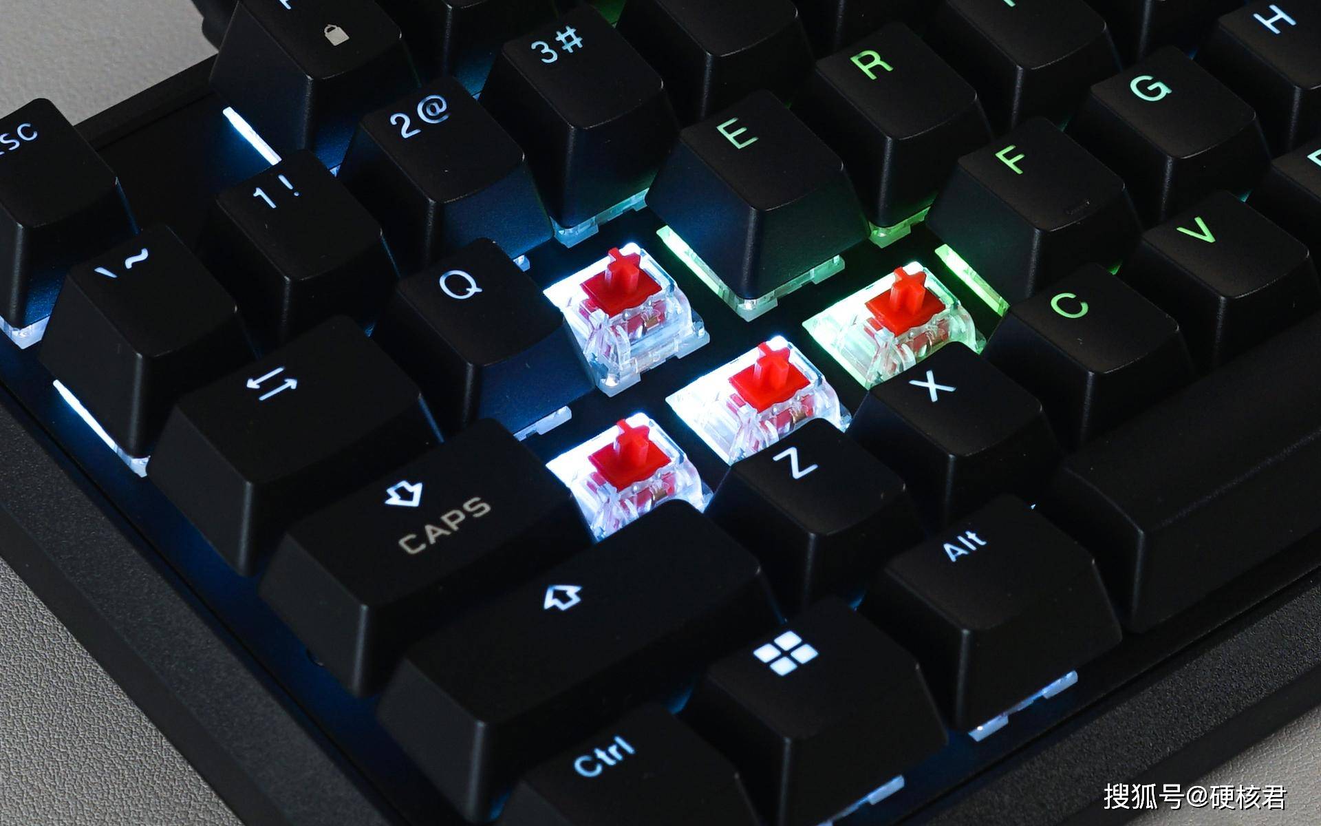 美商海盗船k65 plus wireless:美商海盗船新推出的k65 plus rgb无线