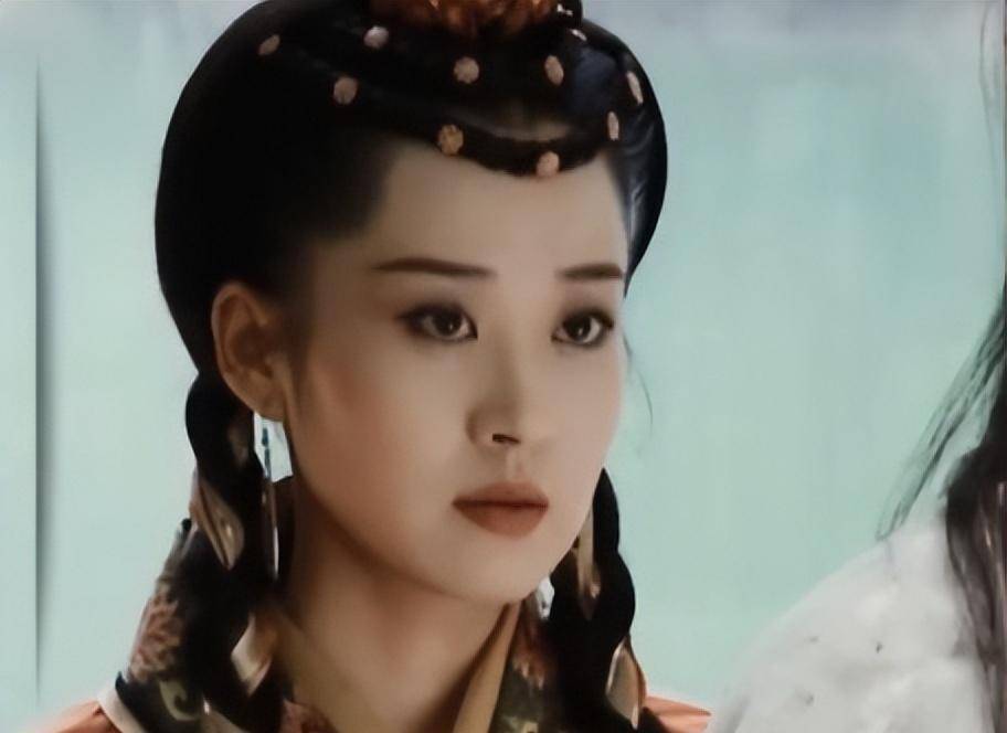 花期超长的"姨圈"美人,真是撩人而不自知_陈红_许晴_年纪