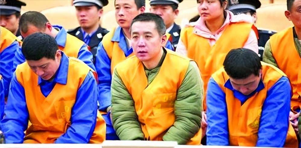 2010年山东黑老大聂磊被抓,独霸青岛十多年无人敢惹,终获死刑_时候