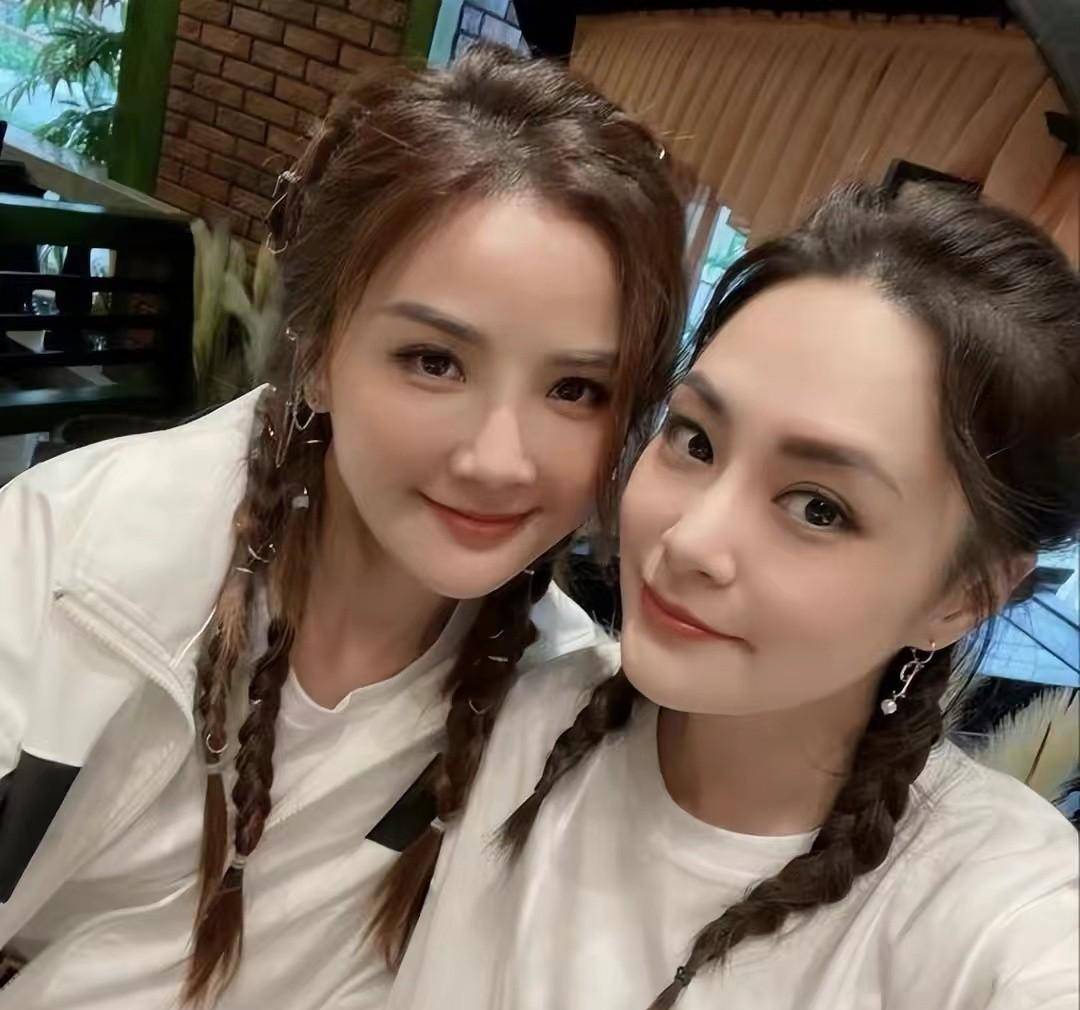 "狠人"阿sa:一婚嫁豪门,甩掉陈伟霆之后,又牵手"百亿太子"_阿娇