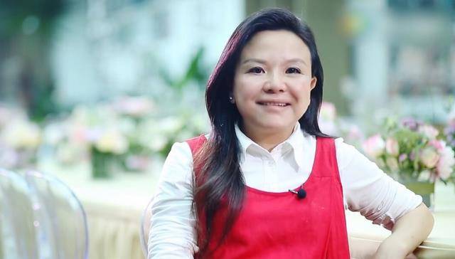 浙江富婆何巧女:赴美捐款97个亿,直言:美国比我们更需要这笔钱_花卉