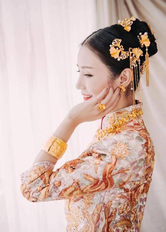 荧幕女神王黎雯:巅峰时下嫁杨烁后,她的牺牲远比我们想得多_北京_毕业