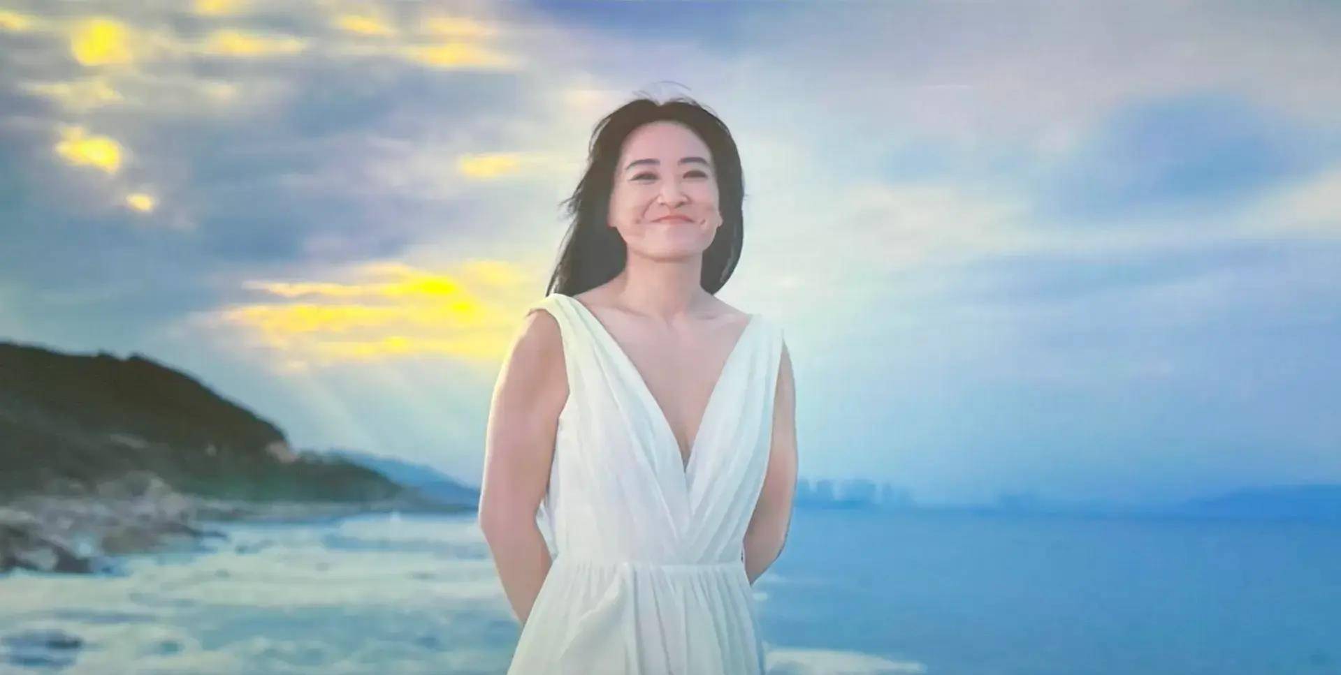 贾玲《时尚芭莎》封面强势来袭,暴瘦以后,全新蜕变,惊艳所有人_太阳