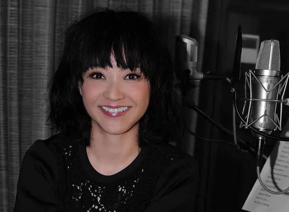 之争",林振强为她作词《傻女》,陈慧娴做了什么_梅艳芳_谭咏麟_欧丁玉