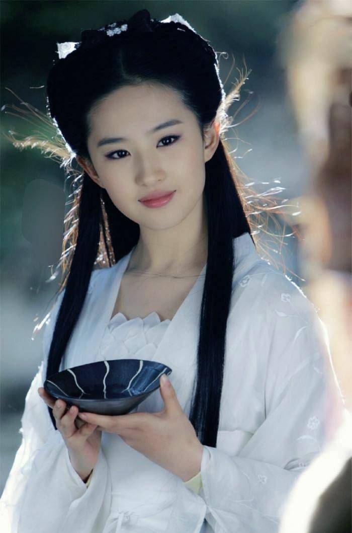 试镜小龙女,获金庸四次夸赞_杨过_原著_老先生