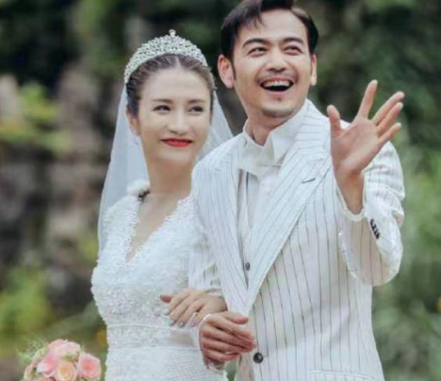 王黎雯:巅峰时下嫁杨烁后,她的牺牲远比我们想得多_北京_毕业_钥匙