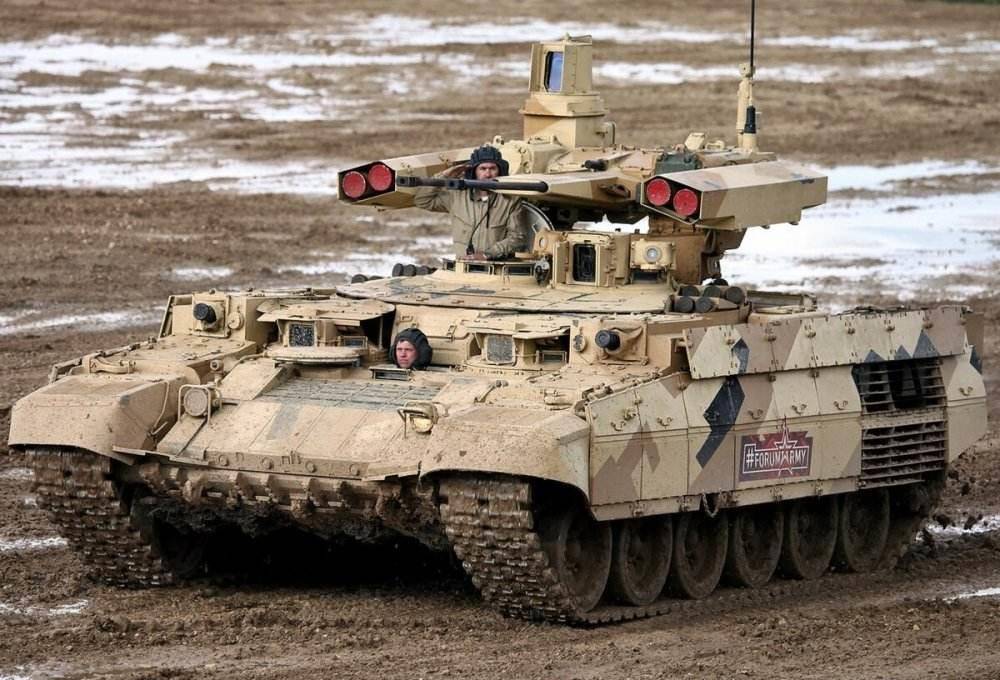 其中第一种是用t-90坦克地盘改装的"终结者"1型坦克支援战车,"终结者"