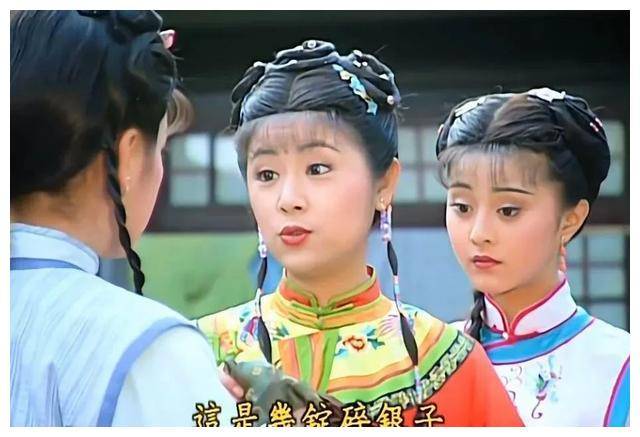 小燕子和紫薇塑料姐妹情,算计暗藏,难怪后面闹掰!