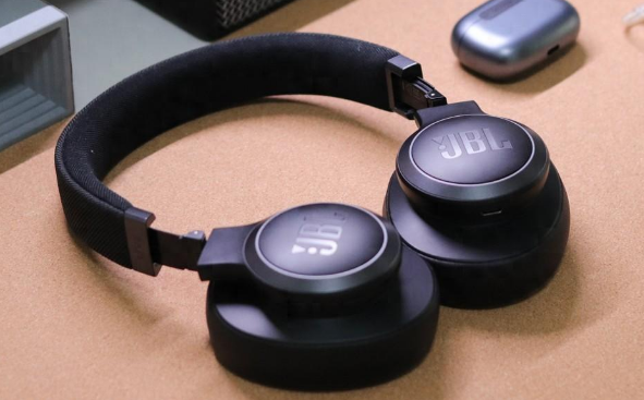 头戴式耳机百元以内推荐,口碑销量爆棚的百元头戴式耳机专业分析_音质