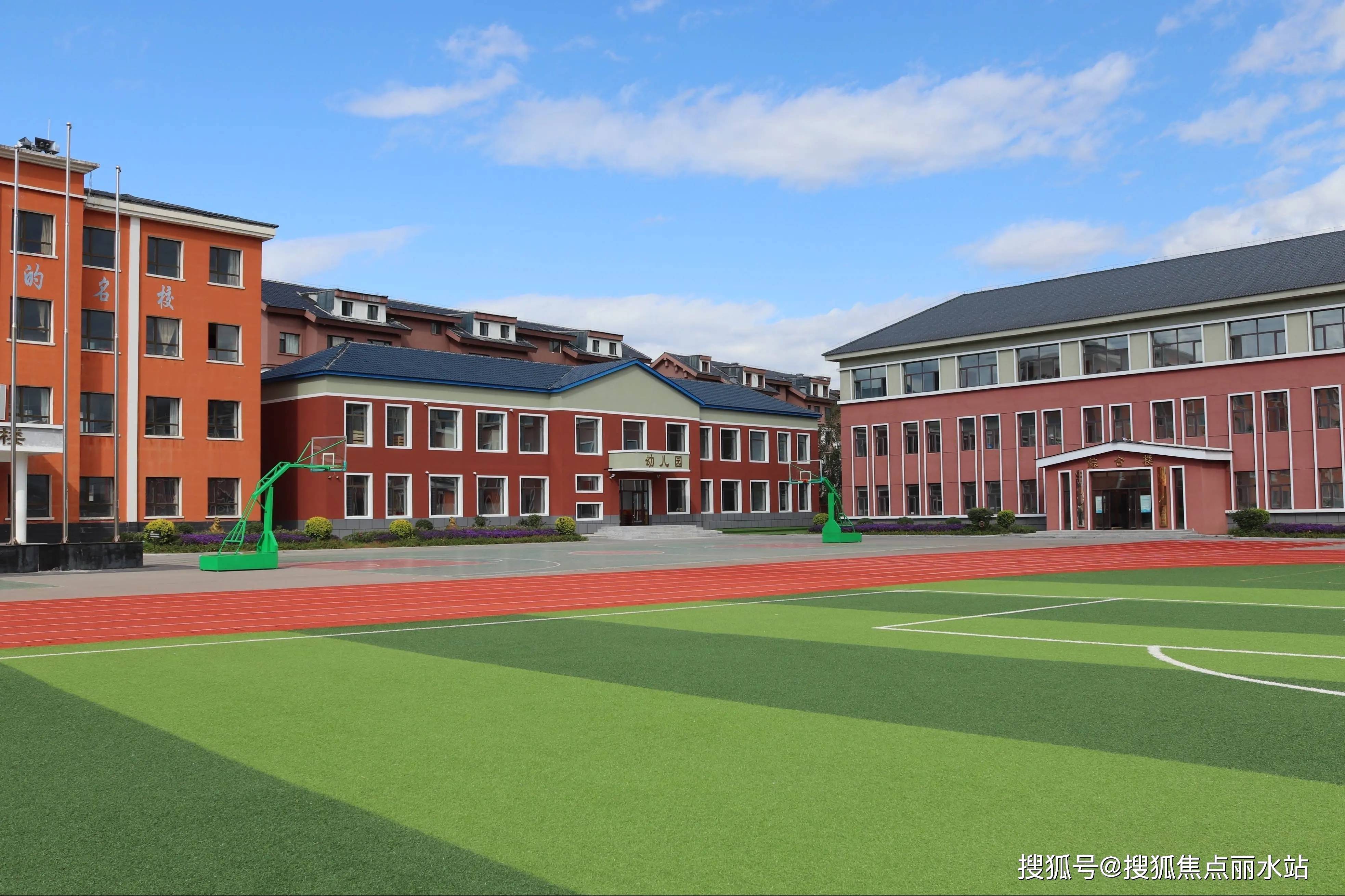 温州市新田园小学(新苗校区),温州市新田园小学会展校区等; 10个中学