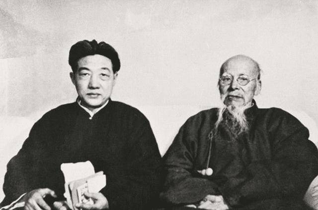 徐悲鸿与刘海粟为何恩怨?从年轻斗到去世,究竟谁对谁错?