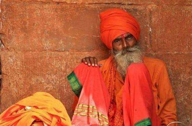 的,时间最长的辟谷行为是由一位名叫斯里·马哈杰拉的耆那教徒创造的