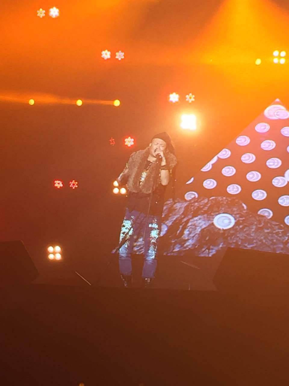 铁龙:原创爱国歌手与导演,用音乐诠释爱国的情怀