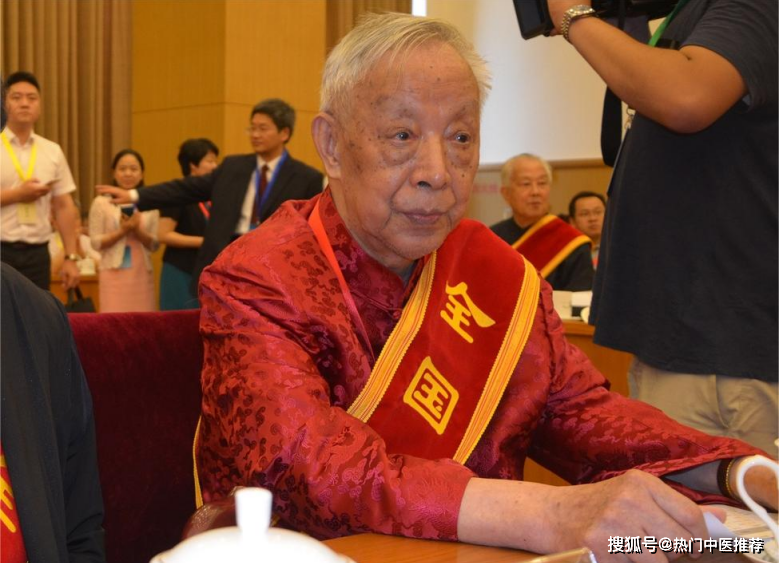 名中医危北海,中医治疗脾胃病专家_患者_烧心_疾病