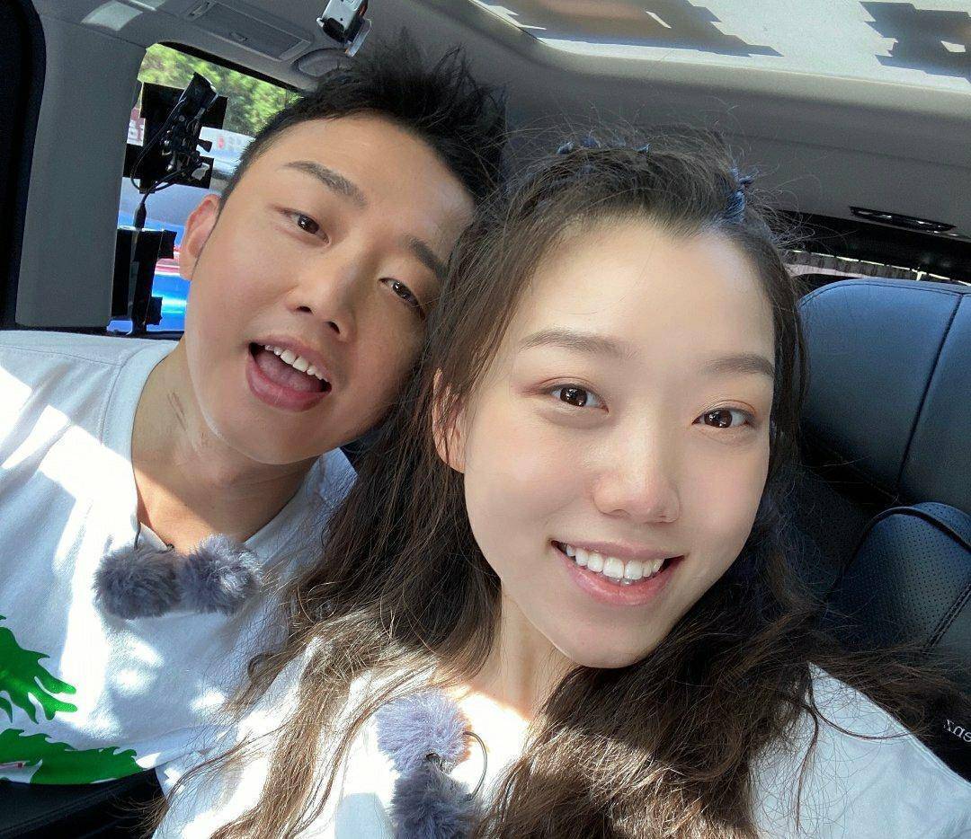 王斯然给老公gai助阵,紧张到分不清平翘舌_舞台_老婆_节目