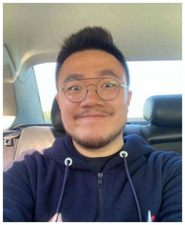 宋丹丹弃养后,大巴图家庭幸福团聚,两子相伴,幸福美满.