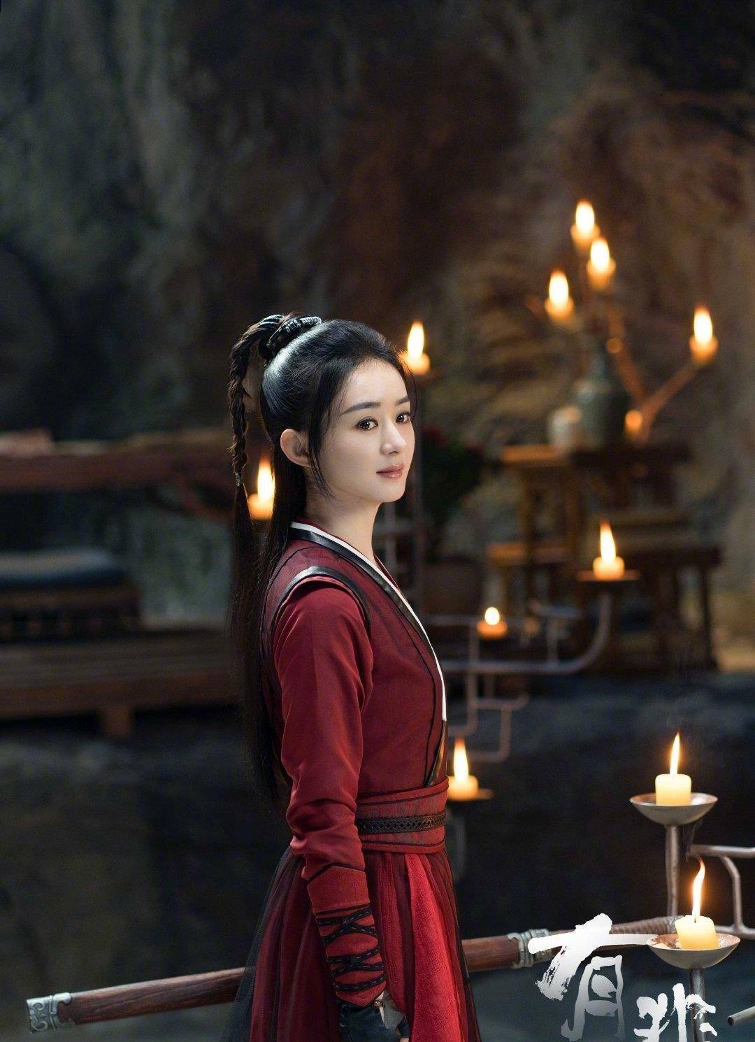 赵丽颖,王一博分获金鹰奖观众喜爱的男女演员奖,有翡cp真的绝!