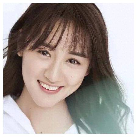 散发幸福的笑容,完美展现快乐,如此迷人._袁冰妍_人们_无尽