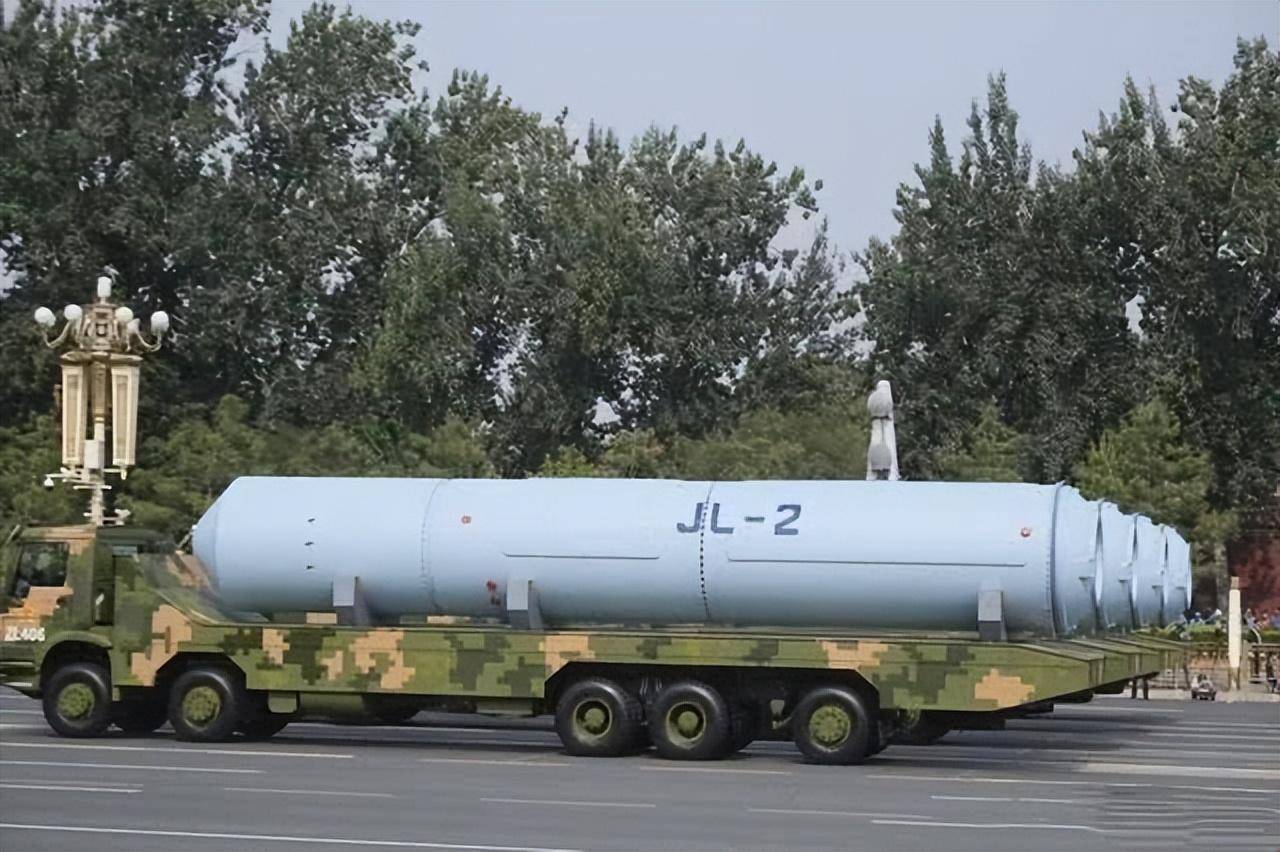 假如24枚东风41同时出击,号称"世界第一"的美国,拦的住吗?