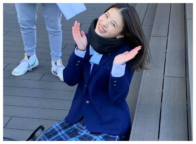 中日混血美女,清纯界天花板,出口夏希震撼亮相_社会_明星_才华