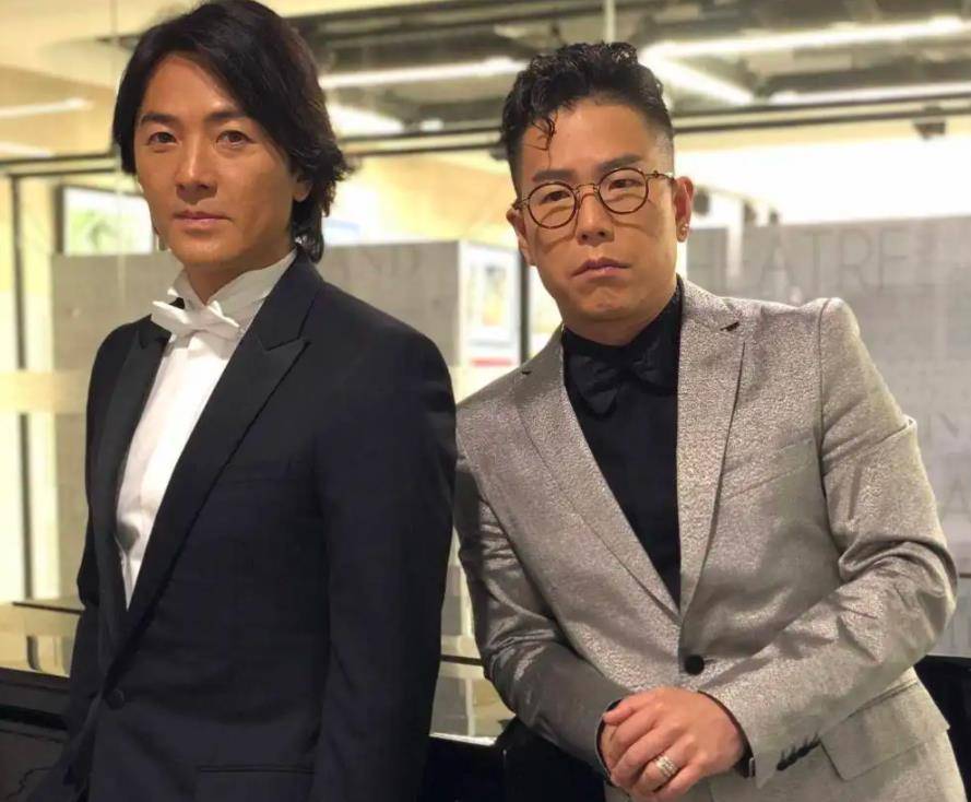 分手,在娱乐圈沉寂了整整30年,51岁迎来事业巅峰_林晓峰_陈小春_兄弟