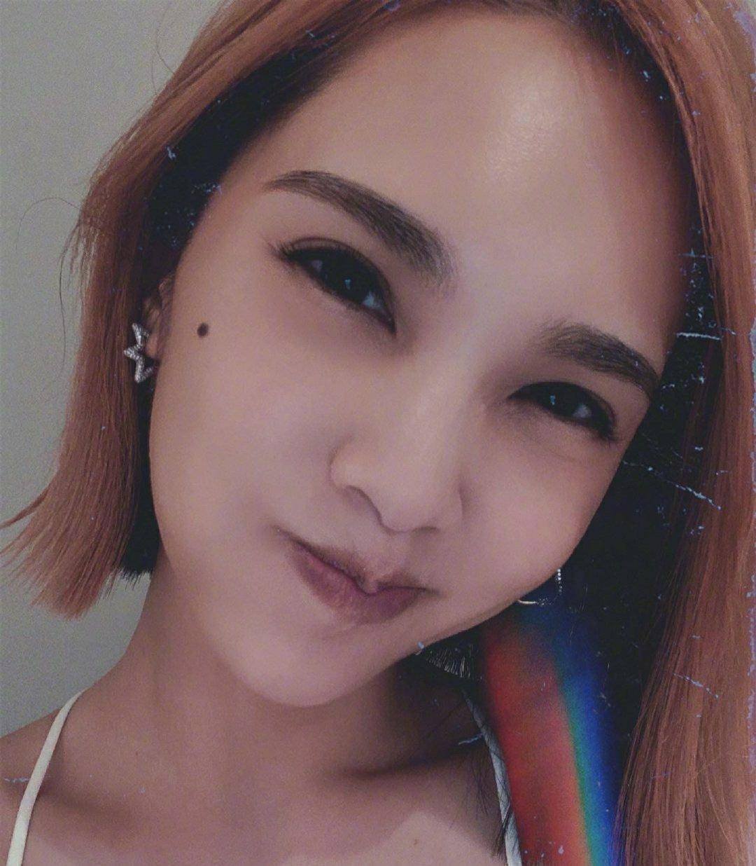 杨丞琳凌晨发文:仿佛还像刚知道消息那般不愿接受,麻烦时间带着我过去