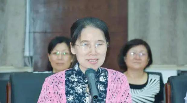 中科院教授杨佳:29岁失明,丈夫狠心抛弃,通过自学盲文考入哈佛_生活