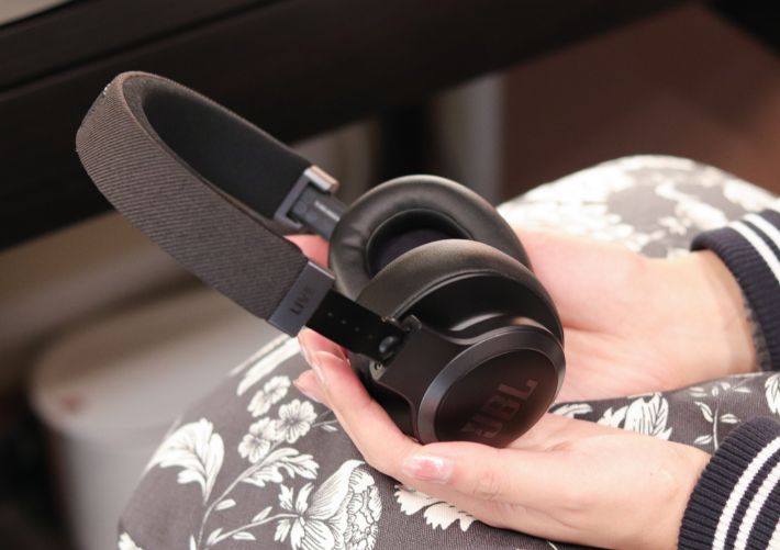 头戴式耳机哪个牌子性价比高一点,不再花冤枉钱,深度盘点推荐_理由_西