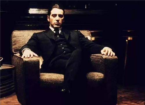 二战时,意大利军队打仗动不动投降,为何有闻名世界的黑手党呢?