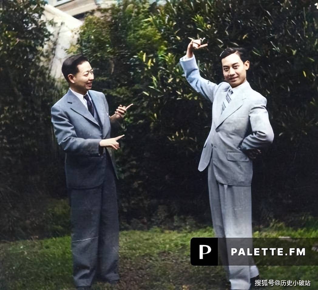 民国彩色老照片|梅兰芳指导弟子学戏;招商局码头行李搬运登记处_活动