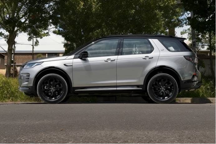 发现运动版精致的做工和卓越的安全性能十分吸引人_搜狐汽车_搜狐网