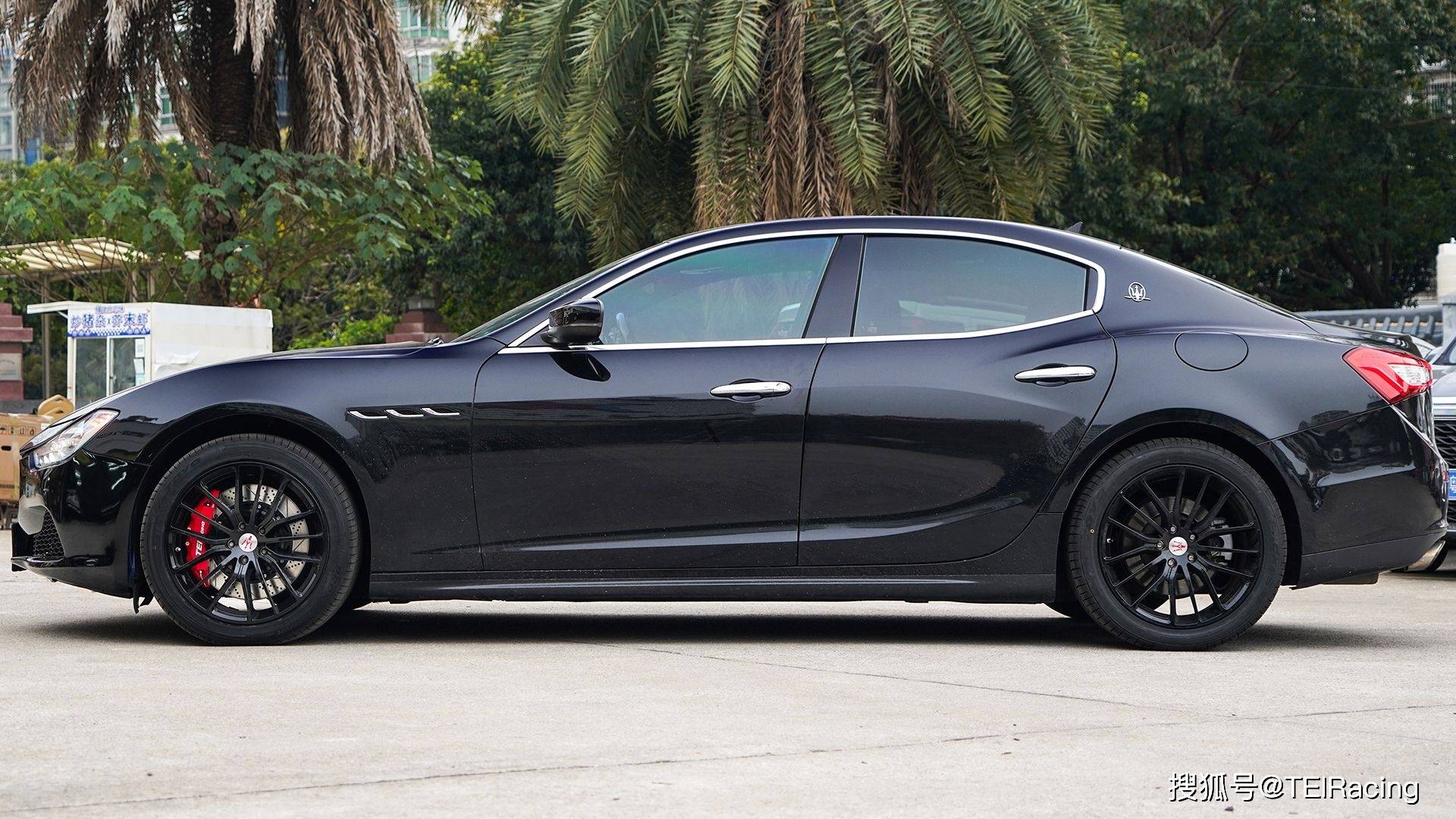 改装案例丨玛莎拉蒂吉博力升级p60es大六活塞卡钳套件_搜狐汽车_搜狐