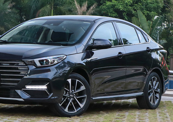 奇瑞憋急了!放出"黑武士"轿跑,仅售3.