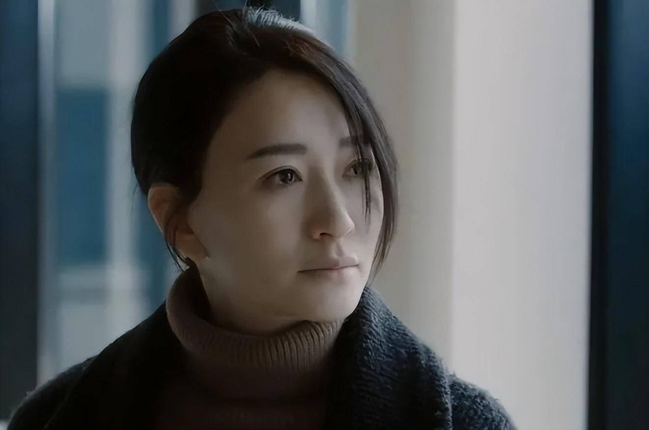 8位"苦相脸"女星:有人戏路受限,有人情路坎坷_刘雪华_琼瑶_网友