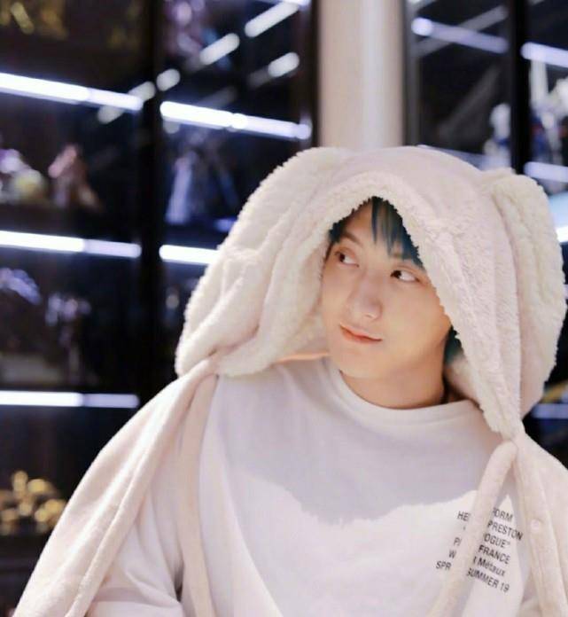 原创黄子韬发表生日感言我的愿望是关于一直爱着我的你们谢谢陪伴