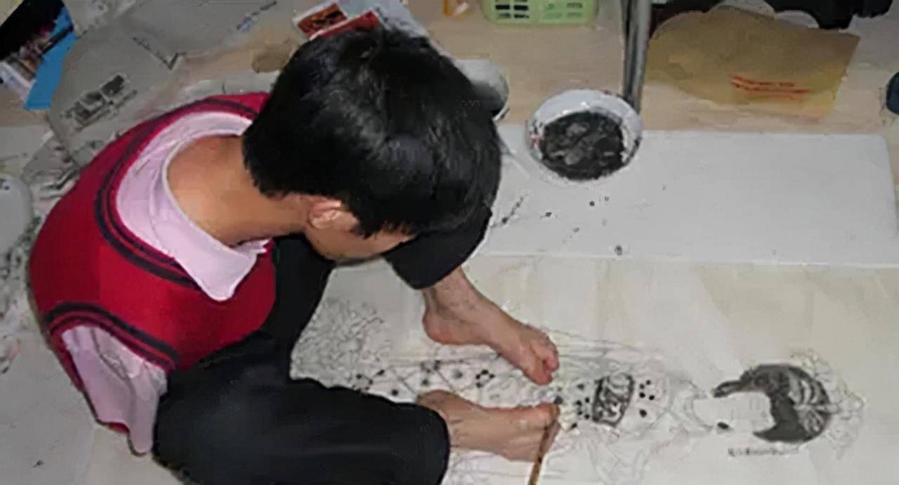 北大才女倒追无臂小伙,不顾父母反对成婚,疫情下陪丈夫直播_阳光_阿静