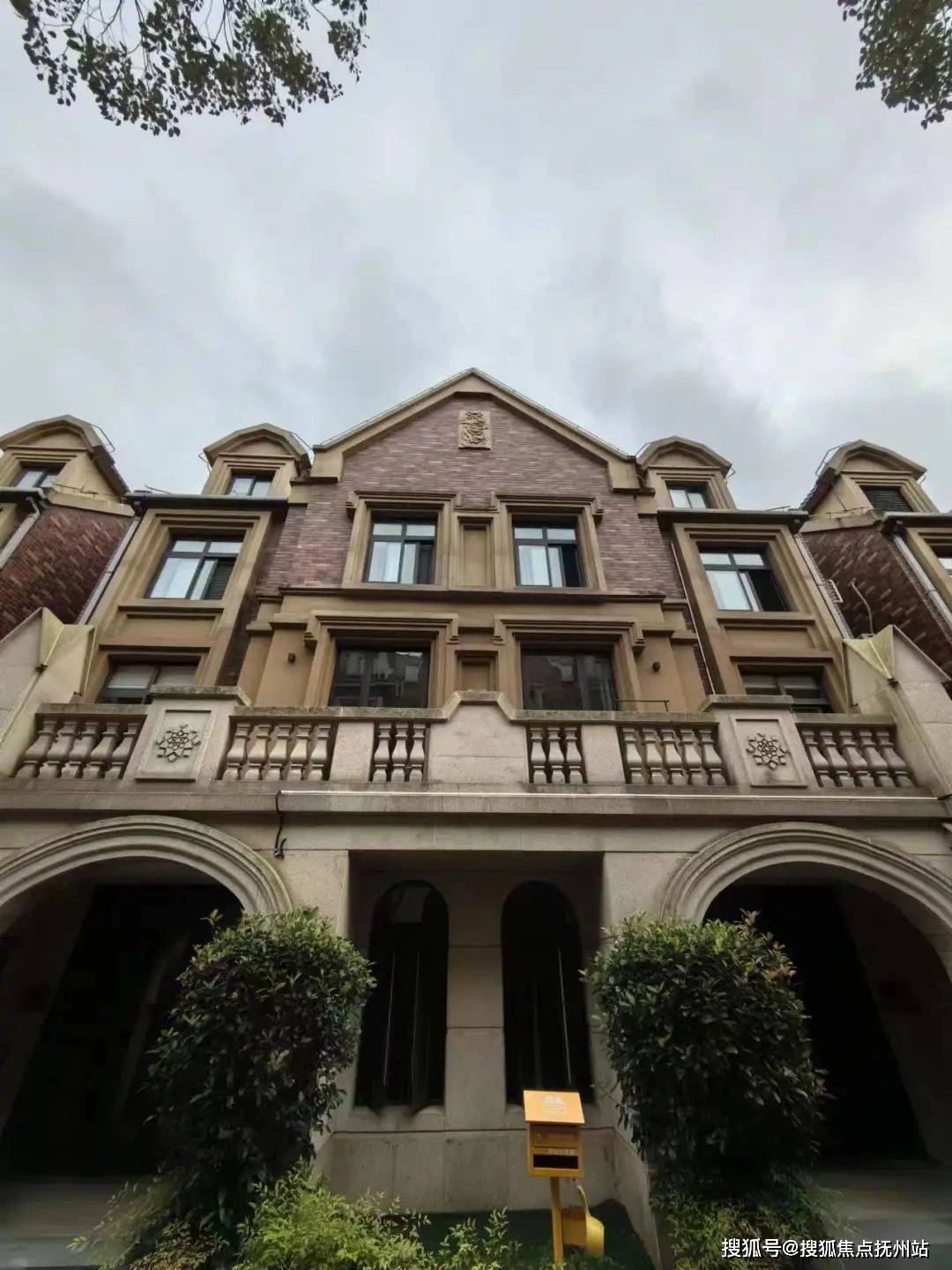 电话→浦东唐镇(唐公馆)楼盘详情|24小时售楼处电话_配套_生活_张江