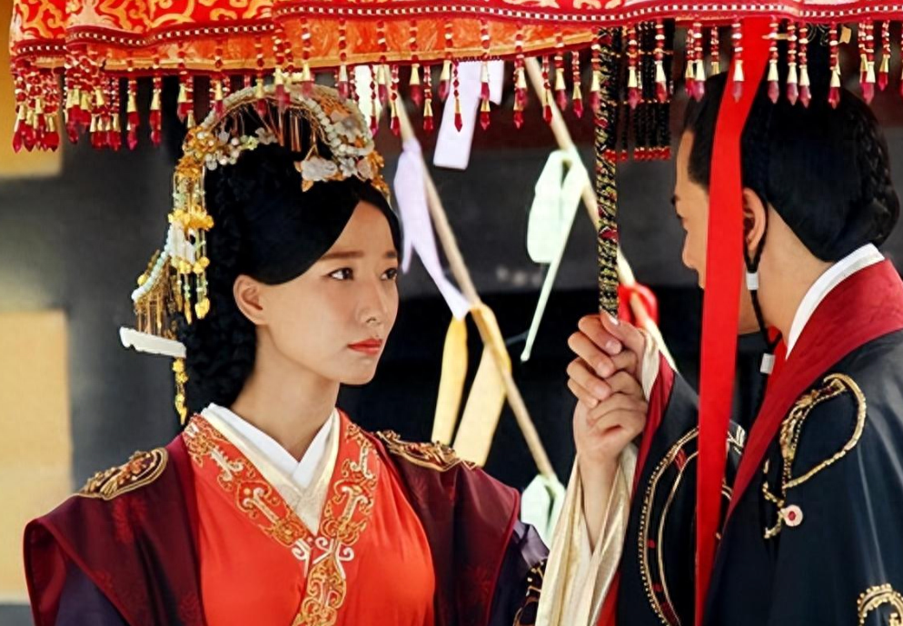 卫子夫服侍汉武帝49年,自杀前留下遗书,汉武帝看后